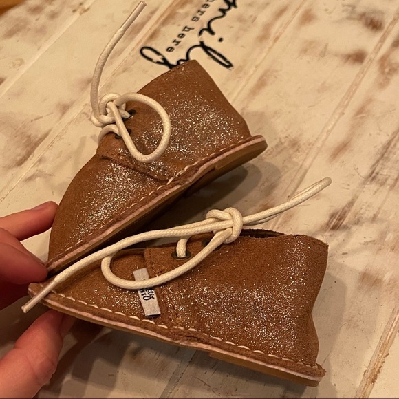 New Monkey Feet Baby Loafer Shoes - Picture 5 of 7